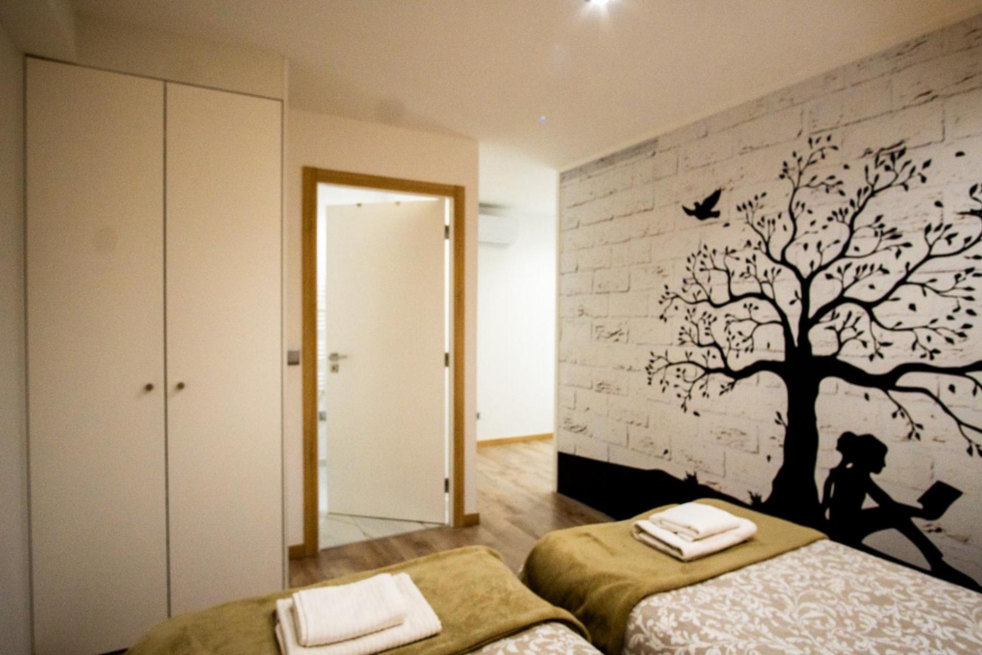 Appartement 1-4 Pers - Aeroport Cdg, Parc Expo, Villepinte - A L'Ombre Du Pin "9" Le Pin (Paris) Exterior foto